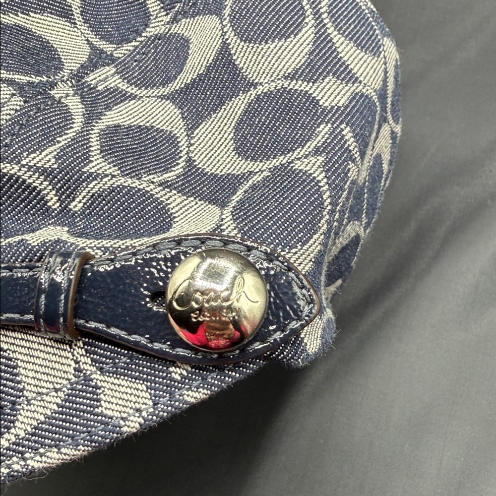 Coach vintage denim Navy Blue Hat with silver hardware - Picture 3 of 9